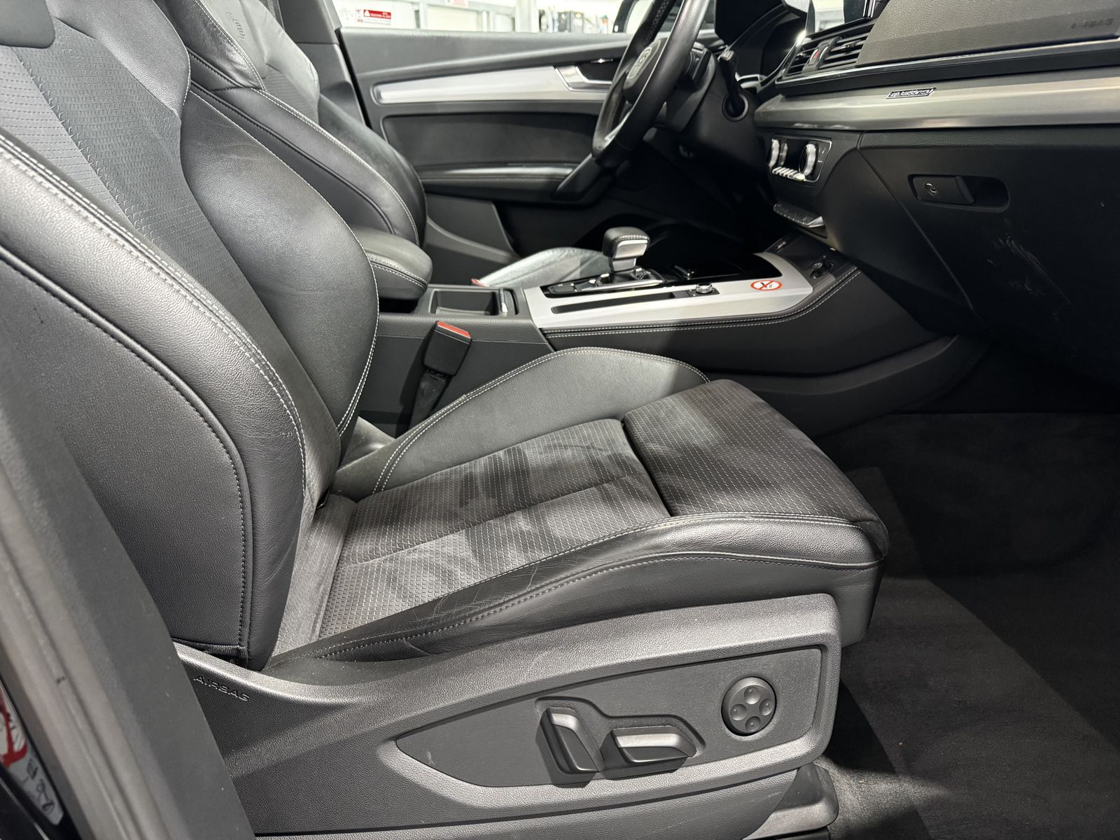 Fahrzeugabbildung Audi Q5 40 TDI*Quattro*LED*Cam*Audi Anschlussgarantie