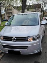 Volkswagen T5 Caravelle - Volkswagen T5 mit Benzin-Antrieb