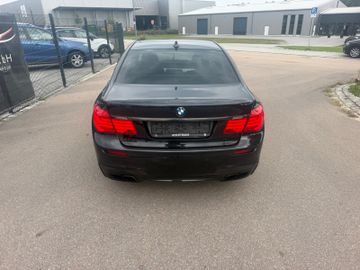 BMW 740 - 6