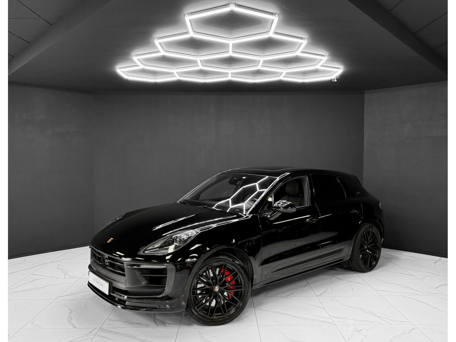 PORSCHE Macan III GTS