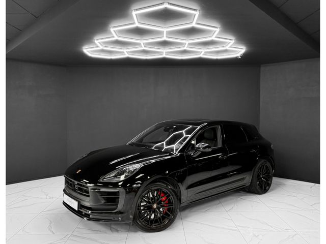 PORSCHE Macan III GTS