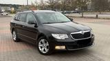 Skoda Superb 2.0 TDI 140 PD Family Navi  - Skoda Superb Family