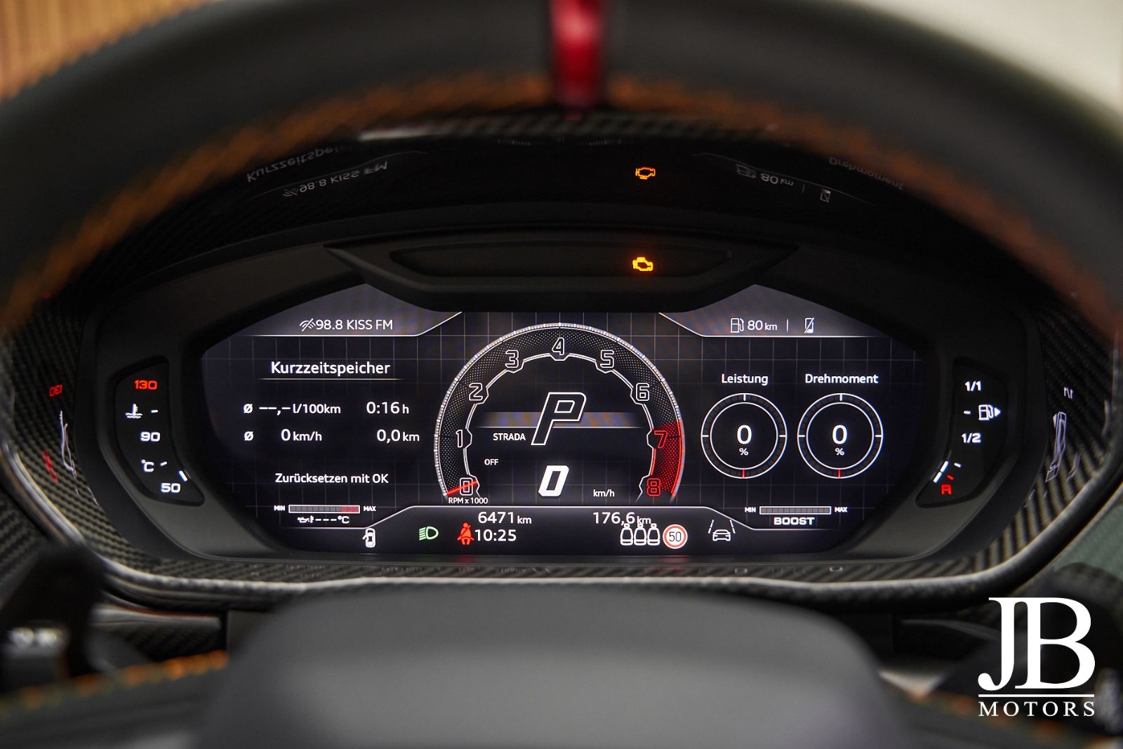 Fahrzeugabbildung Lamborghini Urus Performante Carbon Head-Up Akrapovic