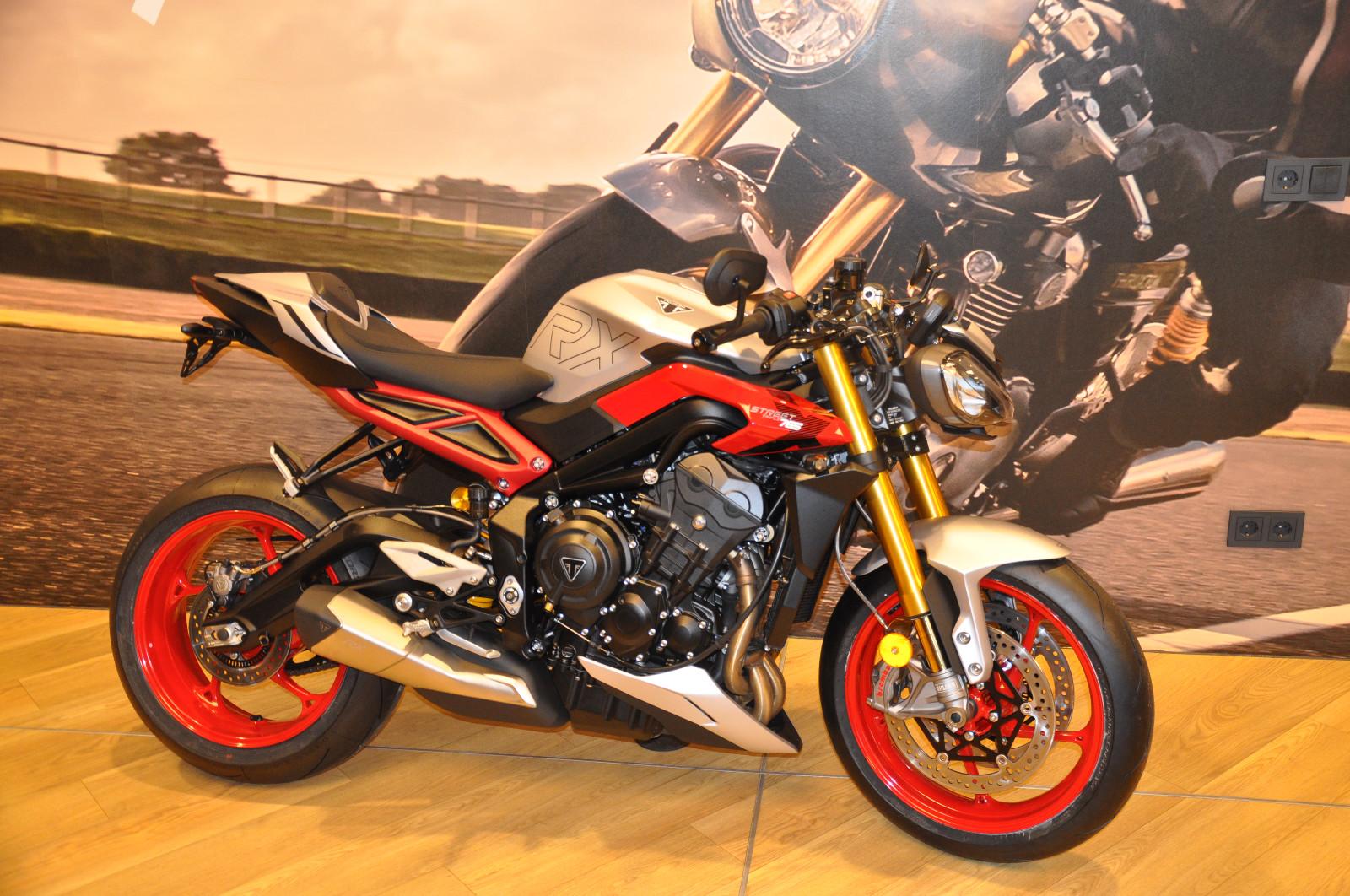 Triumph Street Triple RX