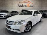 Mercedes-Benz E 200 Coupe/CGI/Avantgarde/NAVI/XENON/LEDER - Mercedes-Benz E 200: Coupé, Cgi