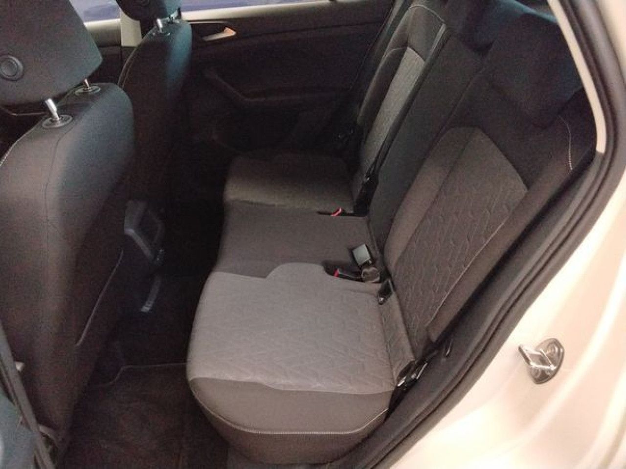 Volkswagen T-Cross - Bild 12