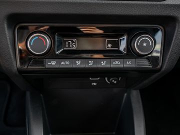 Skoda Fabia Combi 1.0 TSI Ambition Soundpaket Sitzhzg.