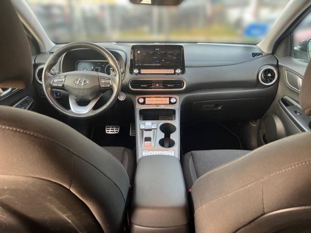 Fahrzeugabbildung Hyundai KONA Trend Elektro 2WD +KLIMA+NAVI+RFK+PDC+ACC+U