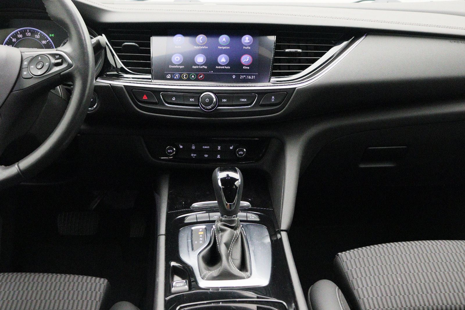Fahrzeugabbildung Opel Insignia B Sports Tourer 2.0 Elegance