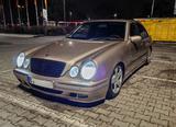 Mercedes-Benz E 430 ELEGANCE Elegance - Mercedes-Benz E 430: Limousine