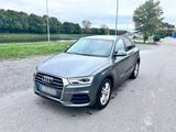 Audi Q3 2.0 TDI *AHK*NAVI*LED*GRA*SH*KLIMA... - Audi A4 mit Diesel-Antrieb: Geländewagen