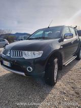 Mitsubishi L200 2.5 DI-D/136CV DC Invite Plus - Mitsubishi L200: Cabrio