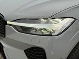 Volvo XC60 B5 (Benzin) AWD Ultra Dark Massage B&W - Volvo XC60 in Rostock
