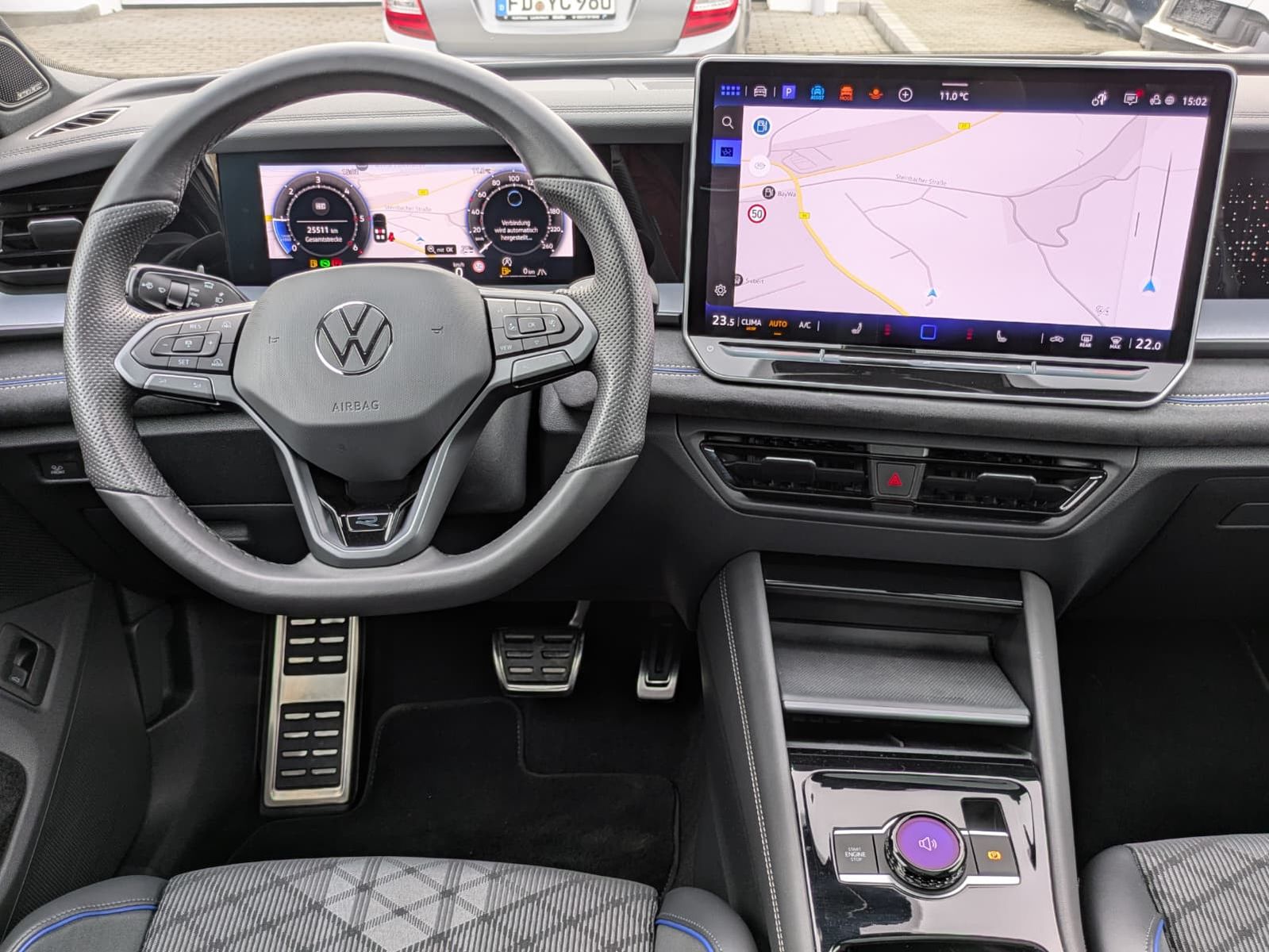 Fahrzeugabbildung Volkswagen Tayron 2.0 TDI 4M R-Line 7Si*MATRIX*AHK*PANO*HUD
