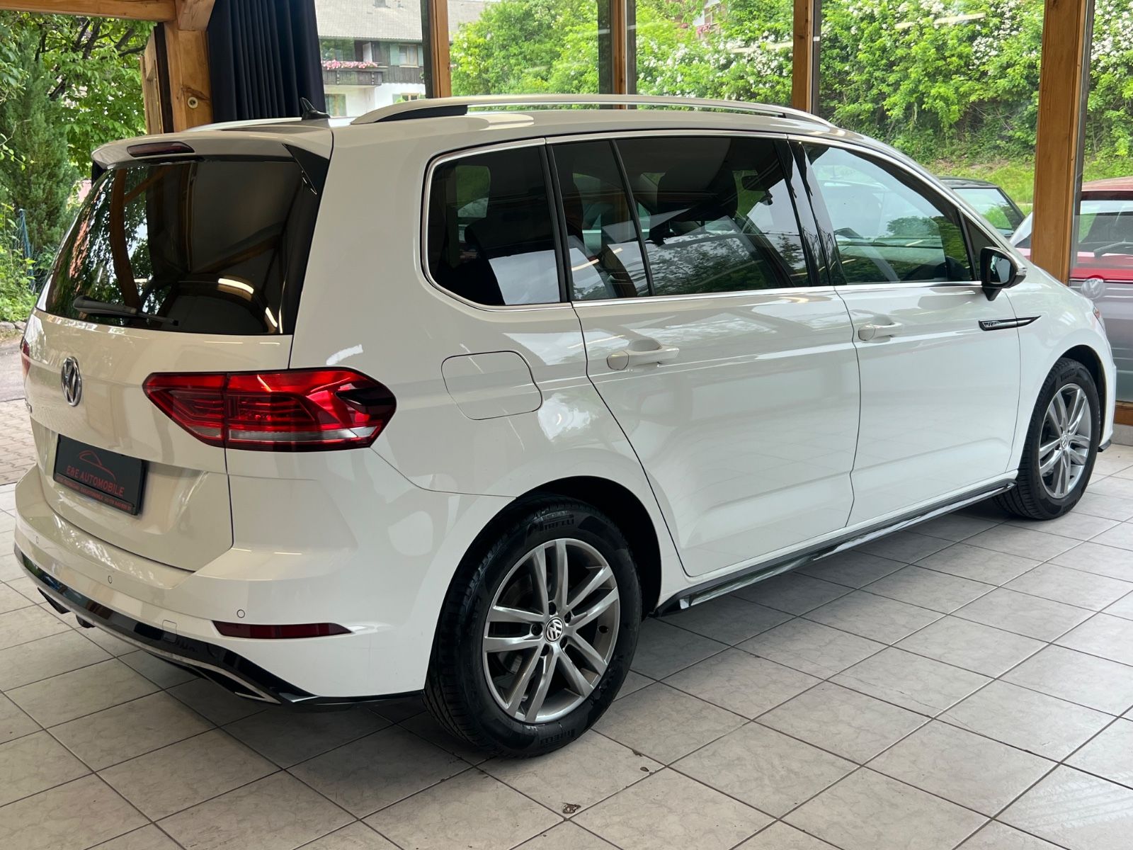 Volkswagen Touran Highline R-LINE DSG ACC AHK PDC 7-SITZER foto 10