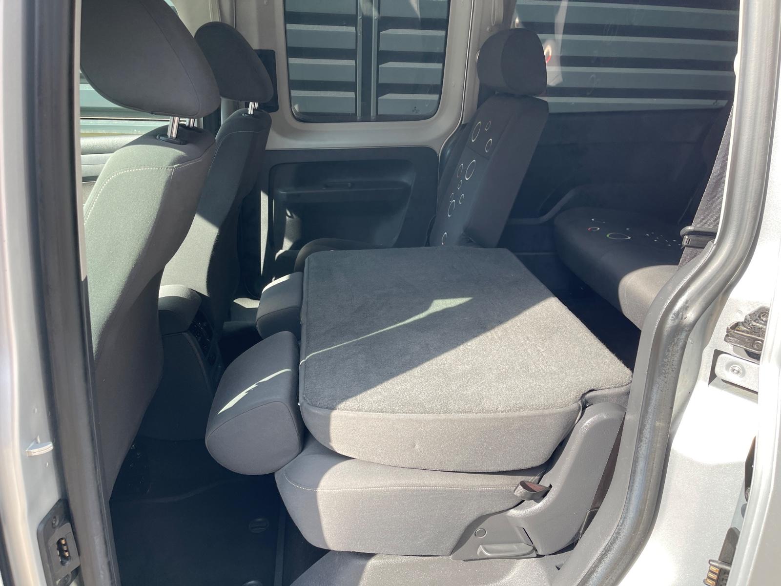 Volkswagen Caddy Maxi 2.0TDI 7Sitzer Klima NAVI TÜV NEU
