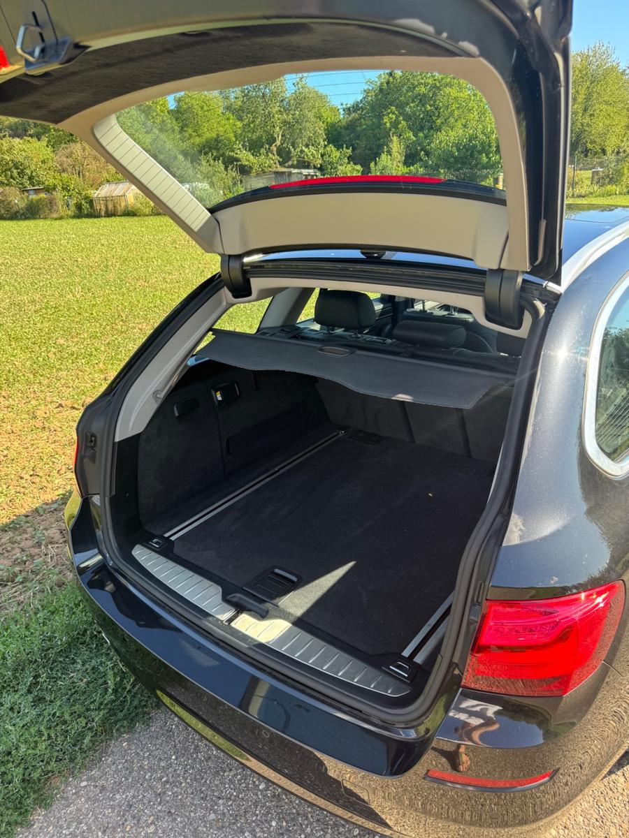 BMW 530d Touring A Luxury Line