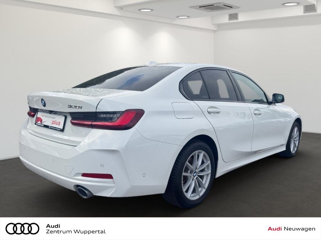 BMW 320 i xDrive PDC VO&HI KAMERA LED SHZ foto 3