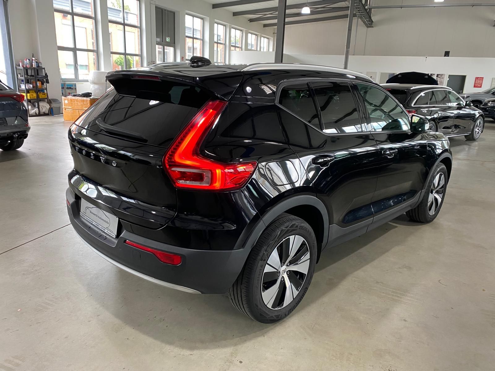 Fahrzeugabbildung Volvo XC40 Momentum Pro/Navi/LED/SH/
