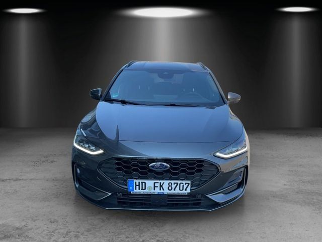 Fahrzeugabbildung Ford Focus Turnier ST-Line X PDC WinterPaket HUD