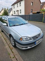 Toyota Gepflegter Toyota Avensis Kombi / TÜV 06/26 - Toyota Avensis in Hannover