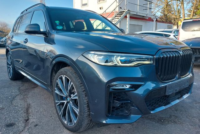 BMW X7 M50i Headup Memory Pano 7 Sitze