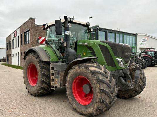 Fendt 828 Vario S4 Profi Plus