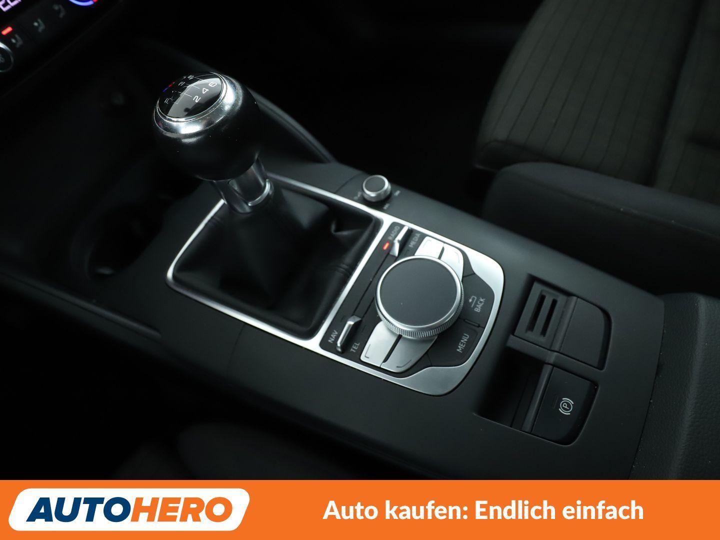 Audi A3 Limousine 1.4 TFSI ACT ultra Ambition*NAVI*
