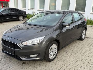 Ford Focus - 8