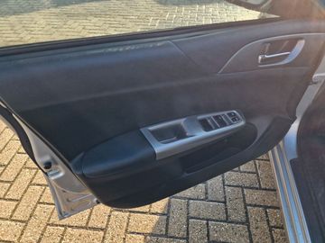 Subaru Impreza - 9