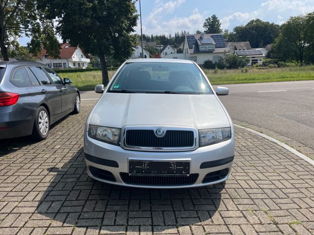 Skoda Fabia Cool EditionKlima Tüv neu