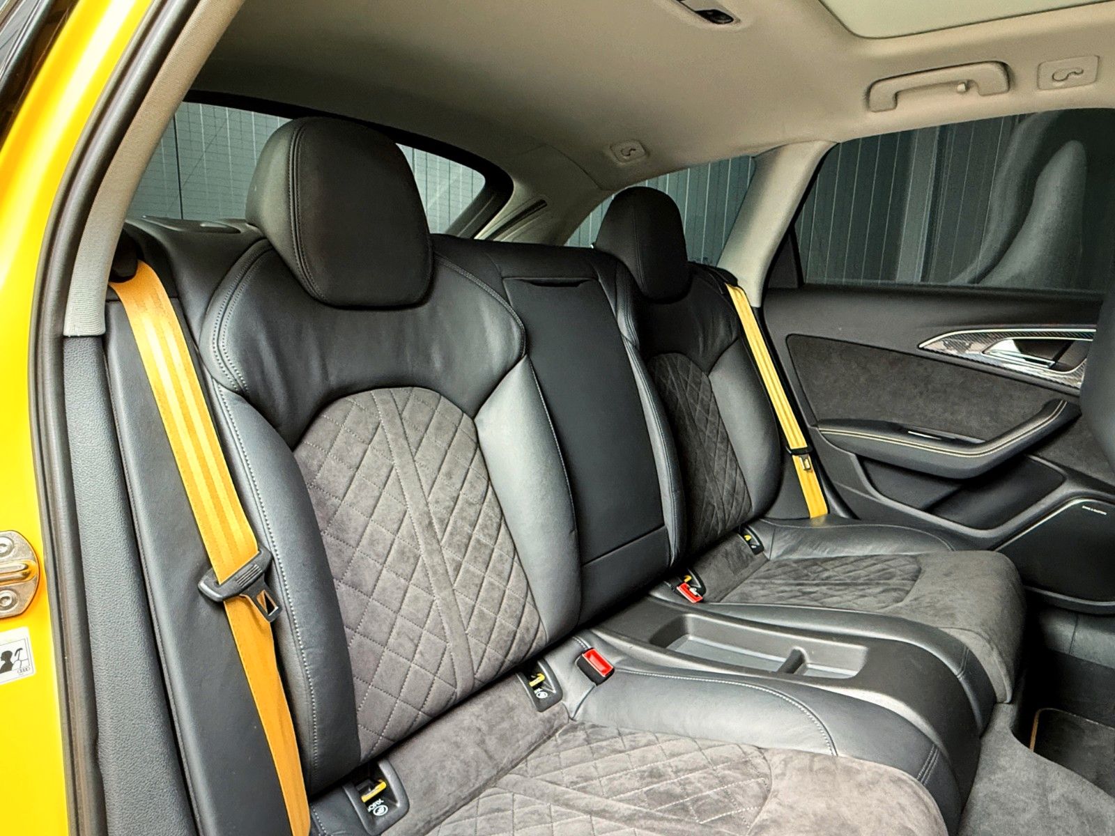 Fahrzeugabbildung Audi RS6 RS 6 Avant 4.0 TFSI quattro