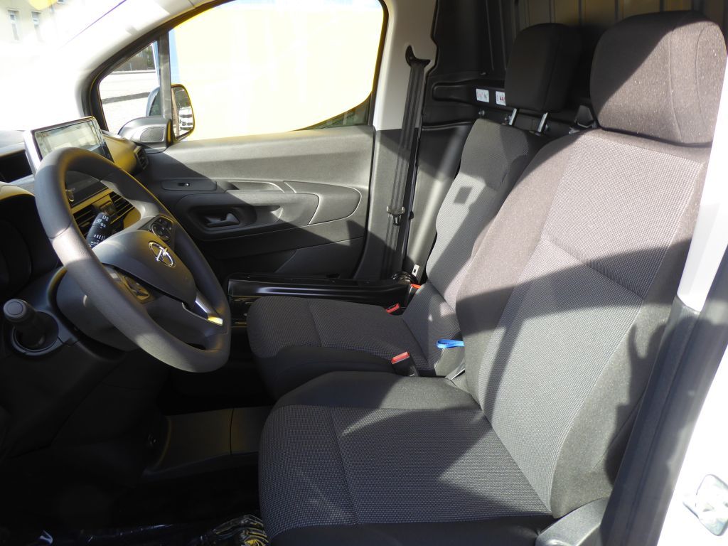 Fahrzeugabbildung Opel Combo-e Cargo (50-kWh)