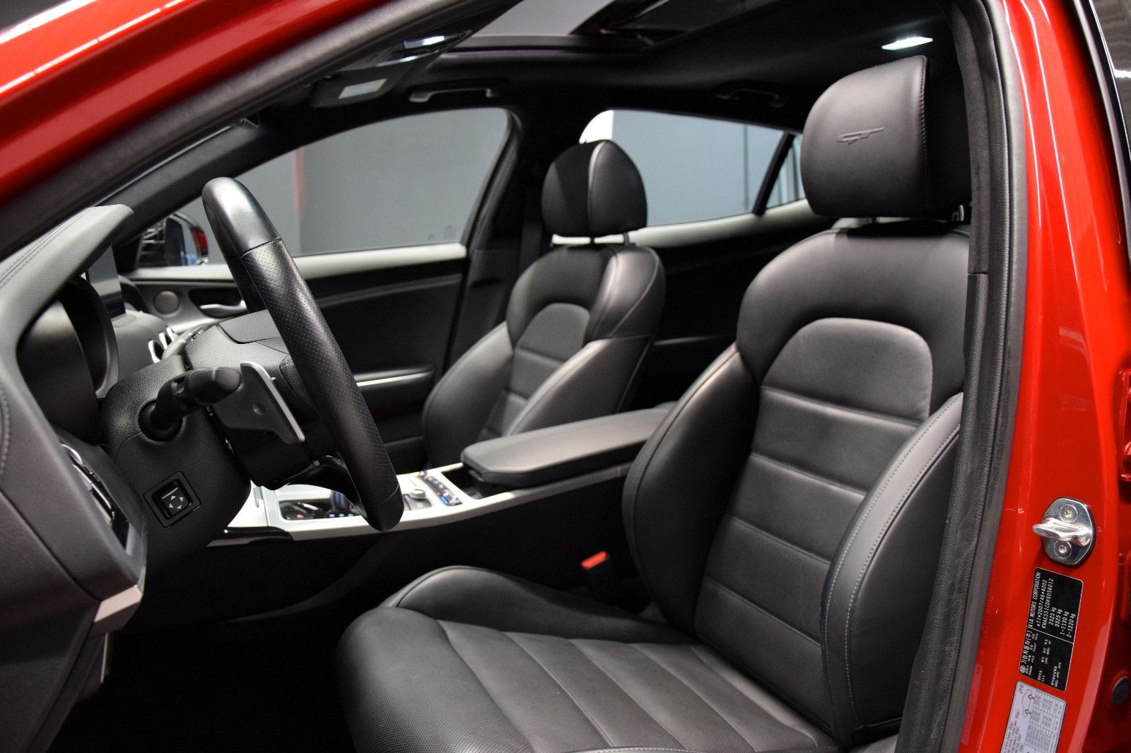 Fahrzeugabbildung Kia Stinger GT 4WD Pano Sitzbelü. Leder HuD h/k ACC