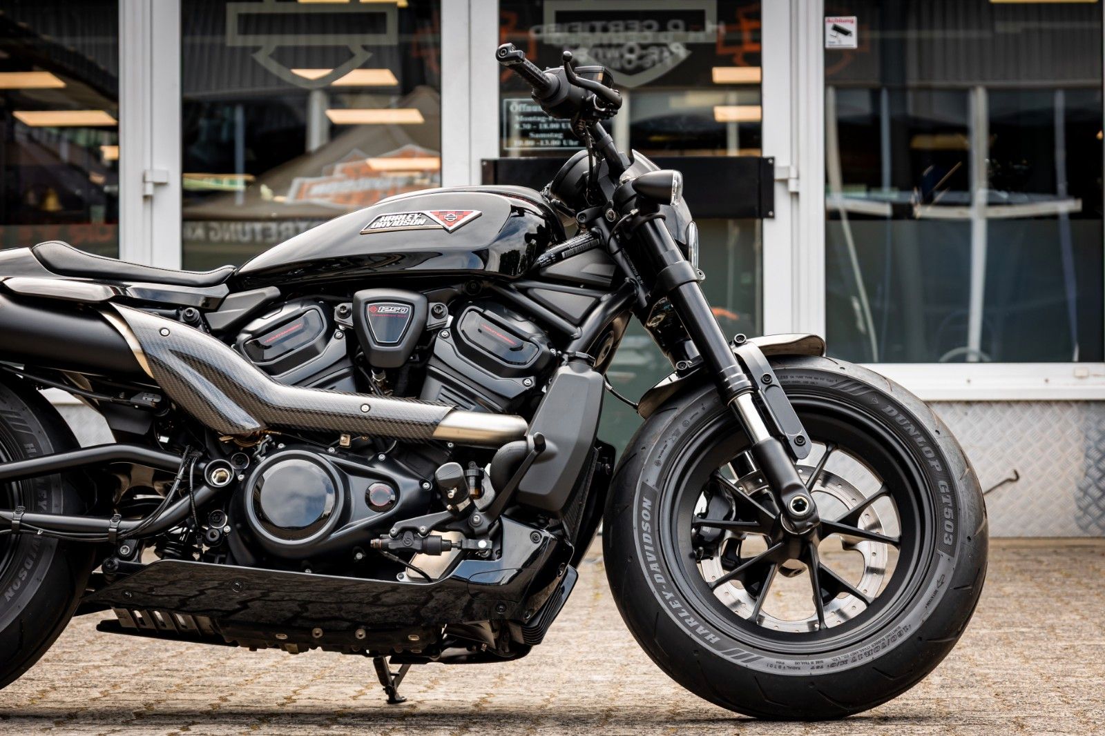 Fahrzeugabbildung Harley-Davidson SPORTSTER S RH1250S - JEKILL&HYDE -