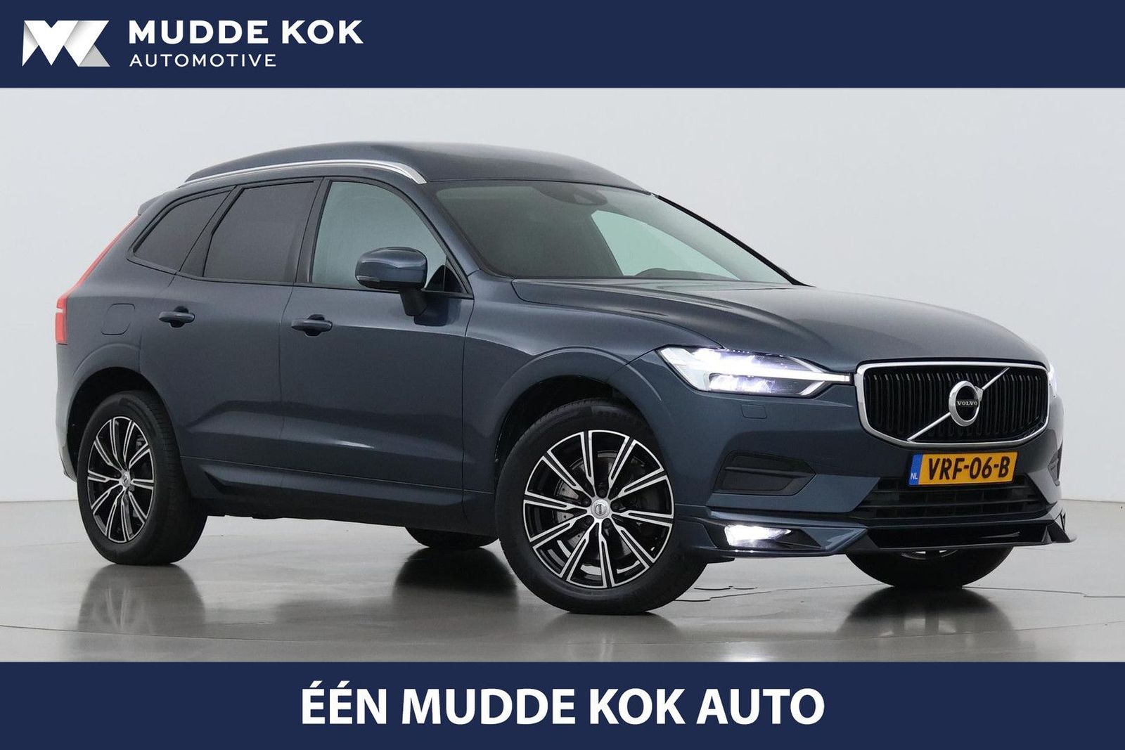 Volvo XC60 2.0 D4 AWD Momentum | HEICO SPORTIV | Grijs