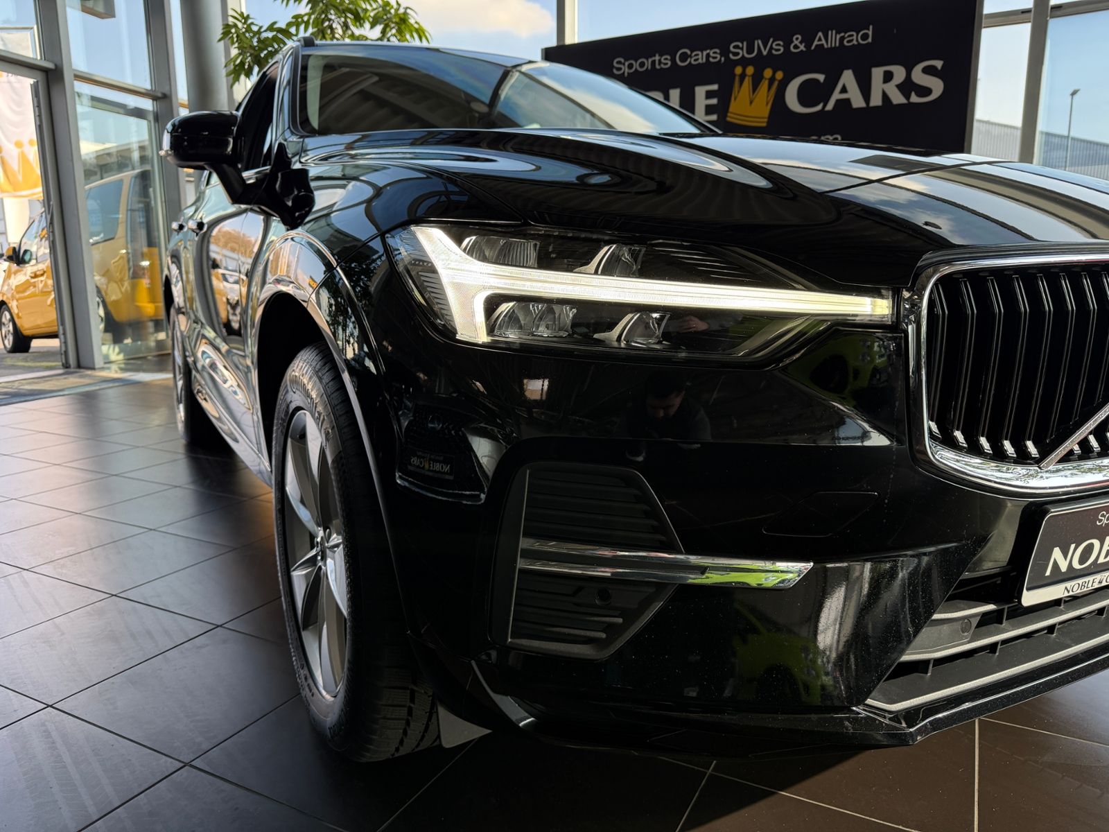 Fahrzeugabbildung Volvo XC60 Momentum Pro AHK LED RFK