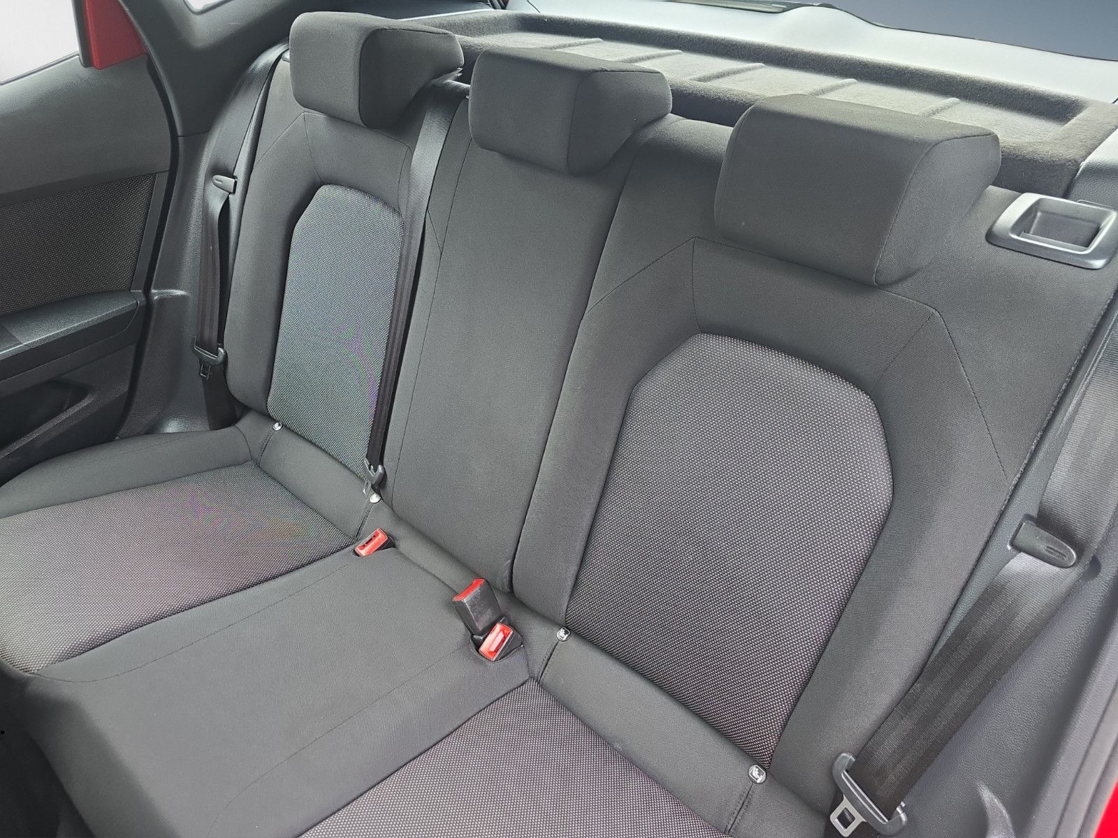 Fahrzeugabbildung SEAT Arona Xcellence*Navigationssystem AHK PDC SiTZHE