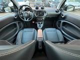 Smart fortwo 66kW DCT BRABUS*LEDER*NAVI*SHZ*JBL*KAM* - Smart aus 2019