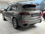 Porsche Cayenne Turbo APPROVED 08/2027 PANO CHRONO VOLL - Porsche Gebrauchtwagen