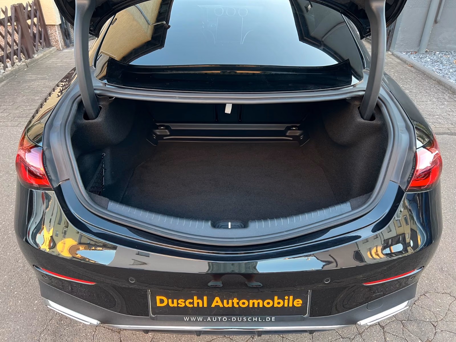 Mercedes-Benz CLE 200 COUPÉ AMG! PANO! MEMORY! TOTWINKEL! 19"!