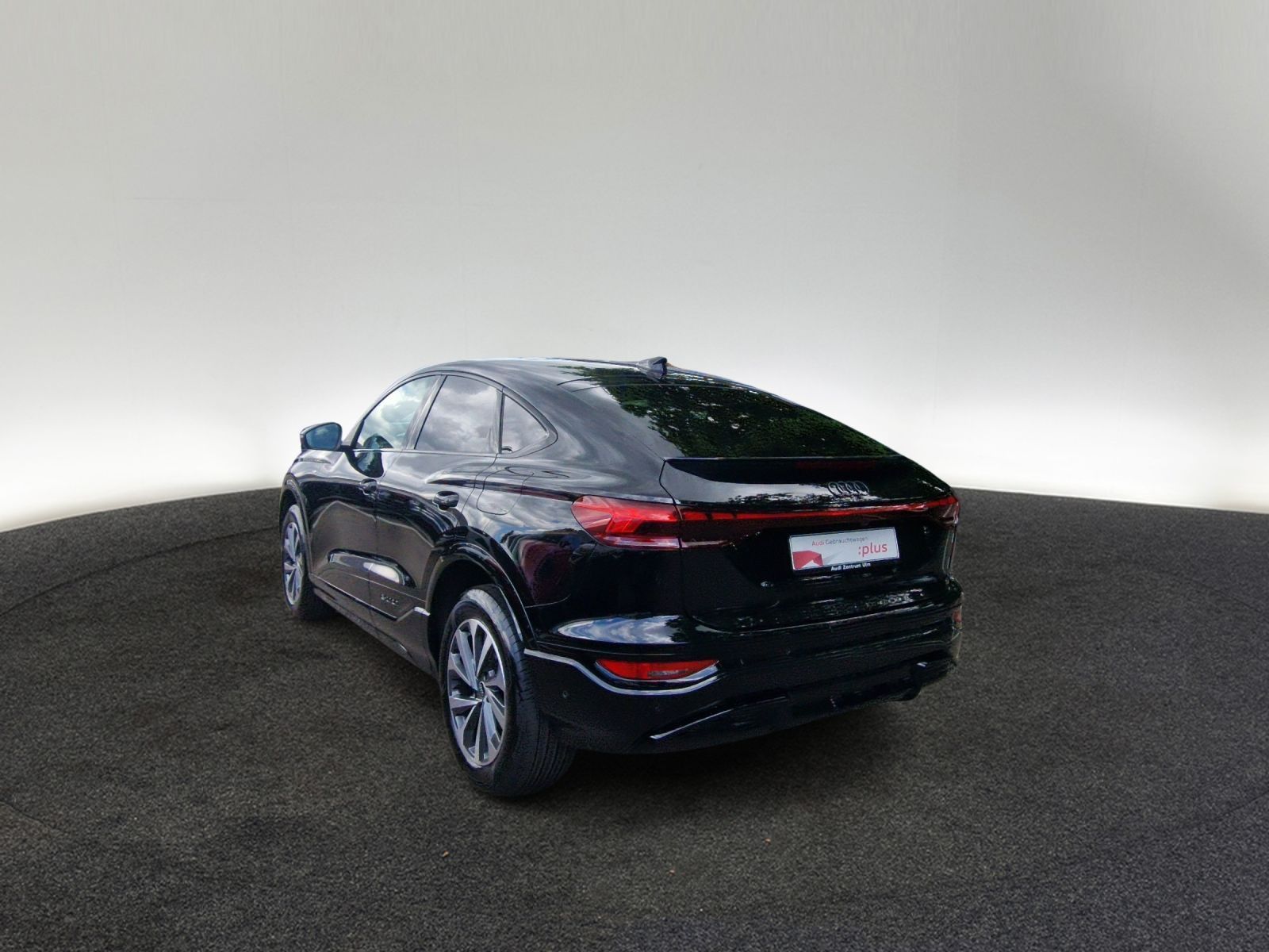 Audi Q6 Sportback S-Line e-tron performance AHK 0,25% foto 4