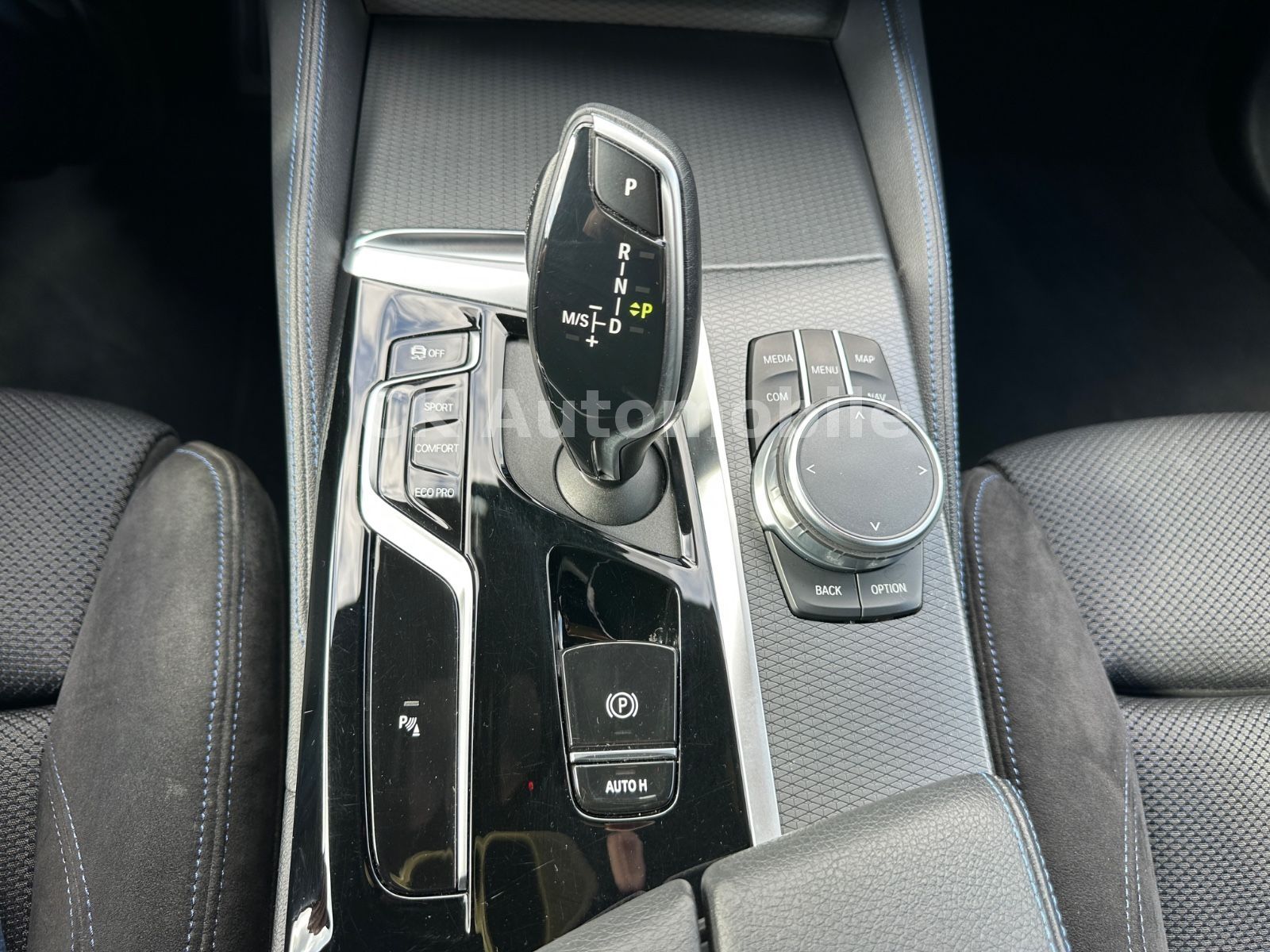 Fahrzeugabbildung BMW 520d xDrive M-Sport/Navi/Head-Up/LED/ACC/Kam.