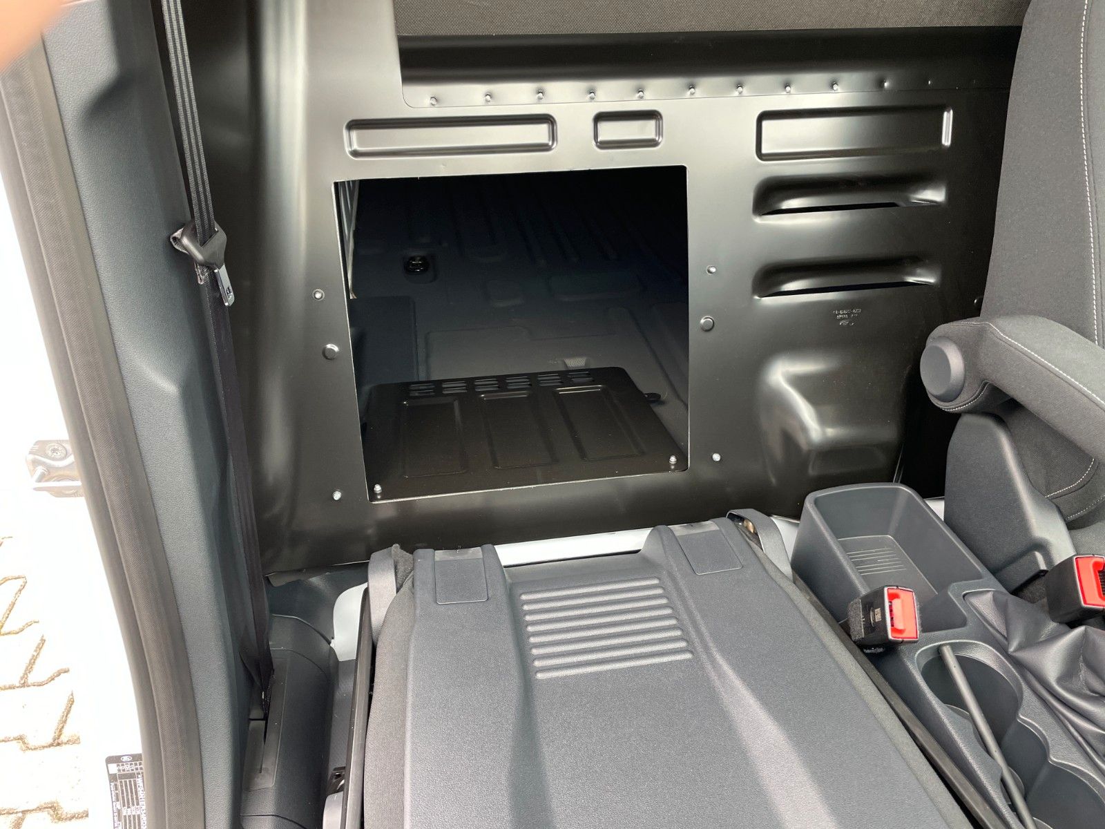 Fahrzeugabbildung Ford Transit Courier Trend Tageszulassung