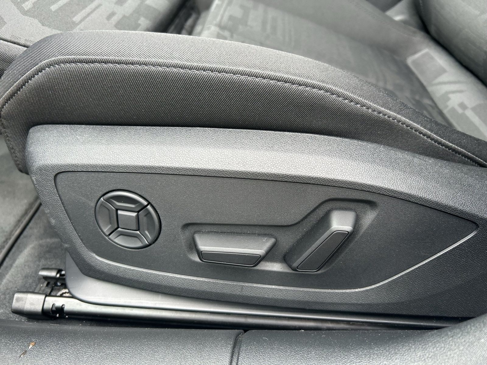 Audi A6 - Bild 18