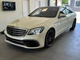 Mercedes-Benz S 63 AMG 4Matic+ L-Exklusiv-Nachtsicht-HUD-Pano- - Mercedes-Benz mit Benzin-Antrieb: Weiß, Sportfahrwerk, Limousine
