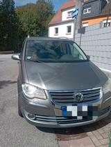 Volkswagen VW Touran BJ 2008 - Volkswagen Touran mit Benzin-Antrieb: Limousine, Automatik