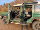 Land Rover Defender 110 Td5 Station Wagon E E - Land Rover aus 2003