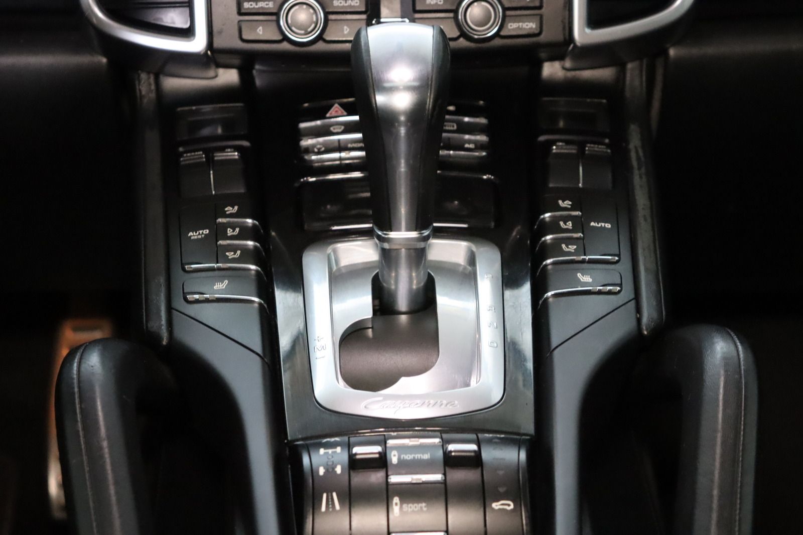 Fahrzeugabbildung Porsche Cayenne S 4.8l V8
