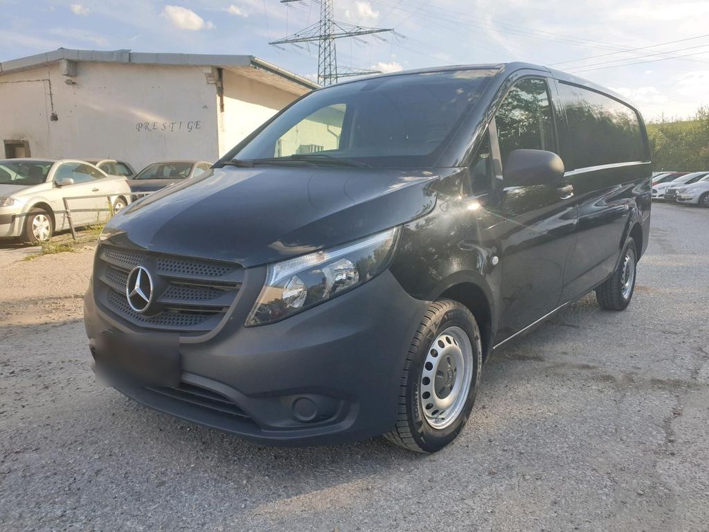 Image of Mercedes-Benz Vito